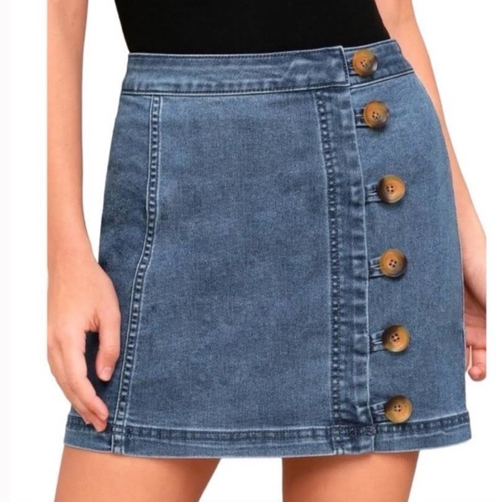 Free People Little Daisies Denim Button-Up A-Line Mini Skirt.